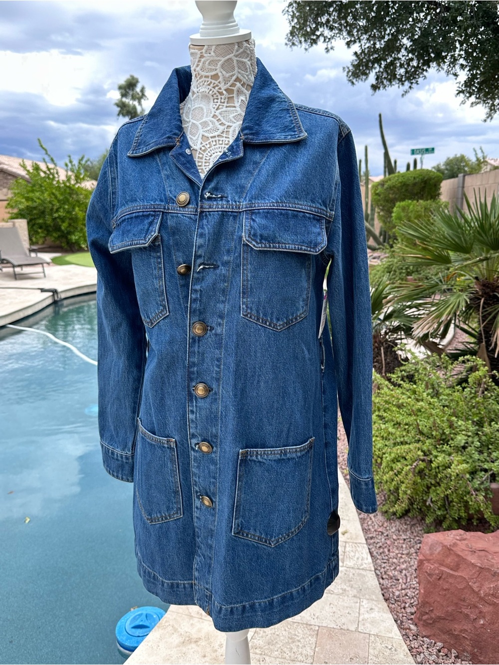 FRAME denim dress size medium